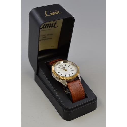 95 - Limit Gents Quartz Watch complete with Presentation Box (Working)