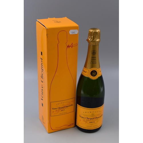 251 - Sealed and Boxed Bottle of Champagne Veuve Clicquot Ponsardin Brut 12% Vol.