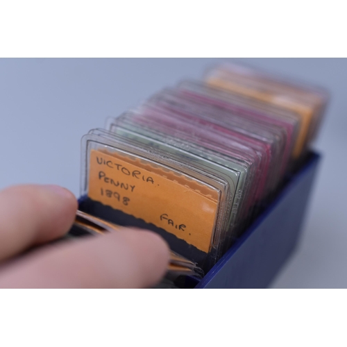 275 - Plastic coindex box containing a selection of Half Pennies, Pennies and Farthings