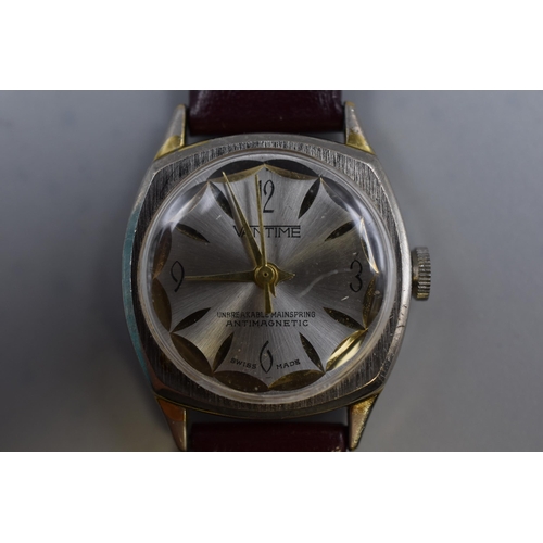 157 - Vantime Mechanical Gents Watch With Leather Strap (Working)