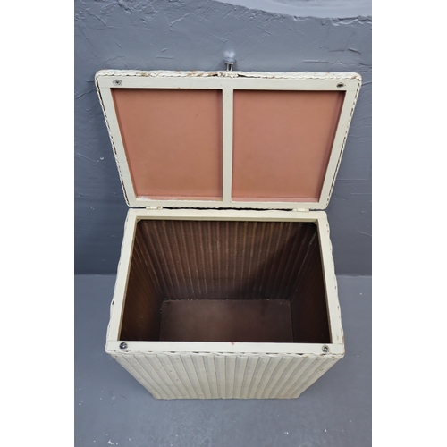 541 - Lloyd Loom Style Rattan Laundry Basket