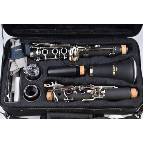 449 - Brand New Unused Vangoa Clarinet in Storage case with Instructions seems to be complete