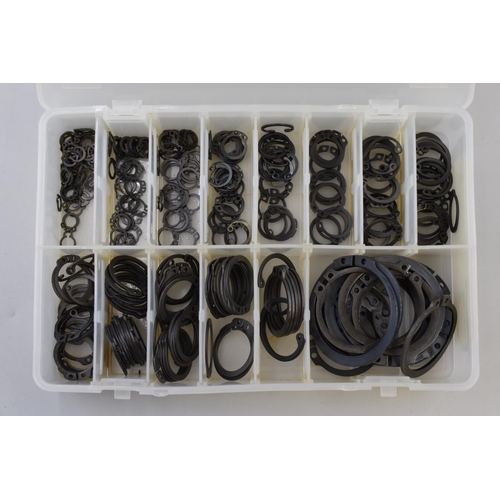 659 - Two Plastic Sectional Compartments with Contents of Fibre Metric Washers and External Circlips