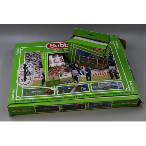 472 - A Subbuteo Board Game (Italian 90 Edition), With Manchester United (770) Team and Spare Nets