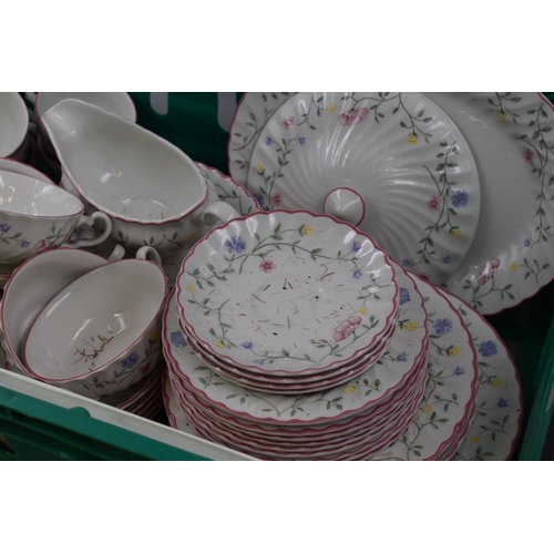 806 - Over Fifty Pieces of 'Johnson Brothers' Dinner Service Items, 'Summer Chintz' Design A/F