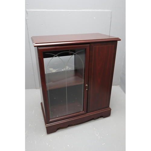 559 - Display Cabinet with Glass Cupboard and Side Storage Shelves, on Castors (39