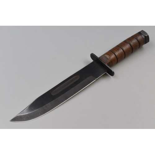 271 - Large Kabar Fixed Hunting Knife