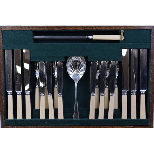 384 - A B & J. Sippel Oak Canteen of Cutlery (Six Person, Eighty Four Pieces in Total), Appears Comple... 