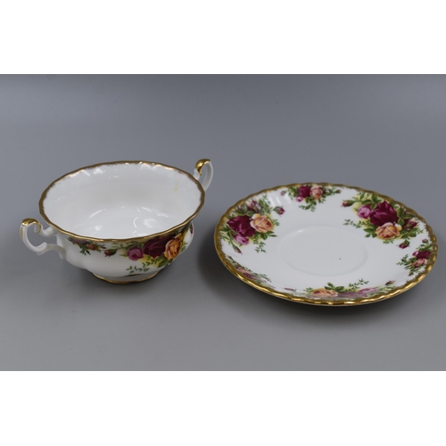 392 - 9 Royal Albert old country roses handled soup bowls complete with soup plates.