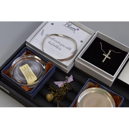 137 - Selection of Jewellery Paperweights, and Medal including Silver