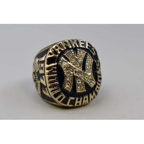 153 - Replica American Football Super Bowl Style 1977 Yankees World Champions Ring