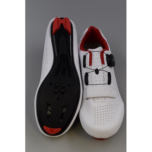 710 - A Pair of New 'Special' Cycling Shoes, Size 8. RRP £50