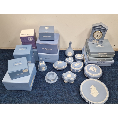 823 - Wedgewood Jasperware 18 pieces includes Vases, plates, trinket boxes comes with a selection of Wedge... 