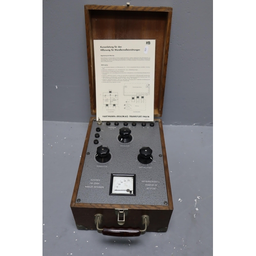 315 - A Vintage German Hartmann & Braun Electrical Measuring Device, In Wooden Case With Instructions ... 