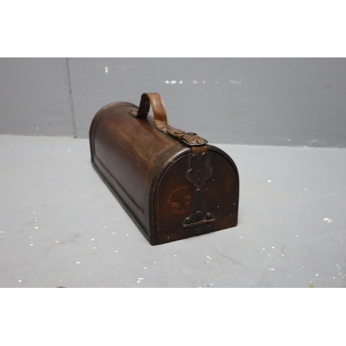 334 - Vintage Wooden Wine Bottle Holder (15