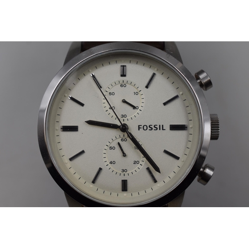 90 - A Gents Fossil Chronograph Watch, Working