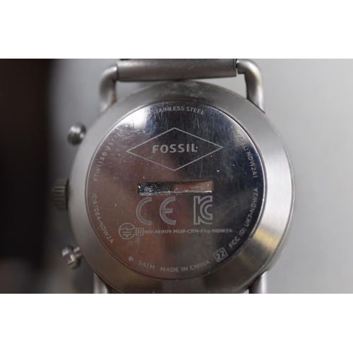 91 - Working Fossil Q Hybrid Smartwatch Download the app from your phones store and monitor your health a... 