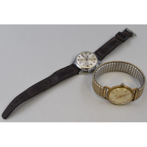 95 - Two Vintage Gents Watches including Technos 17 Jewels Mechanical with Elasticated Strap and a Sekond... 