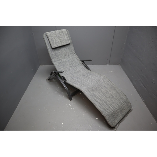 592 - Gardenline Reclining Sunlounger, appears unused