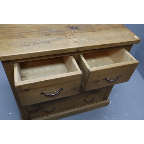 566 - Heavy Pine Chest of 4 Drawers (9cm x 45cm x 84cm)