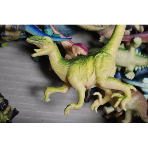 757 - Large Selection of Dinasaurs