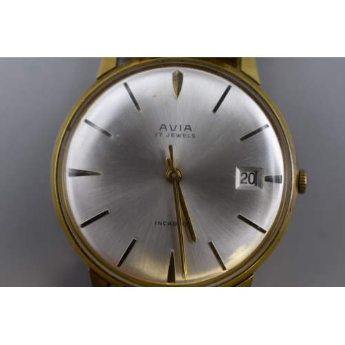 80 - An Avia 17 Jewels Gold Tone Automatic Gents Day/Time Watch, Working