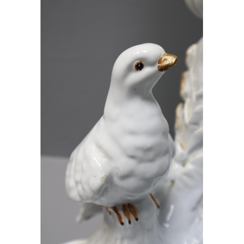 297 - Large Italian ceramic lamp in white with three birds and glass shade measures 23