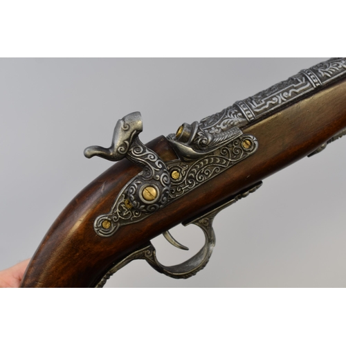 300 - Mid Century Flintlock Style Lighter 16