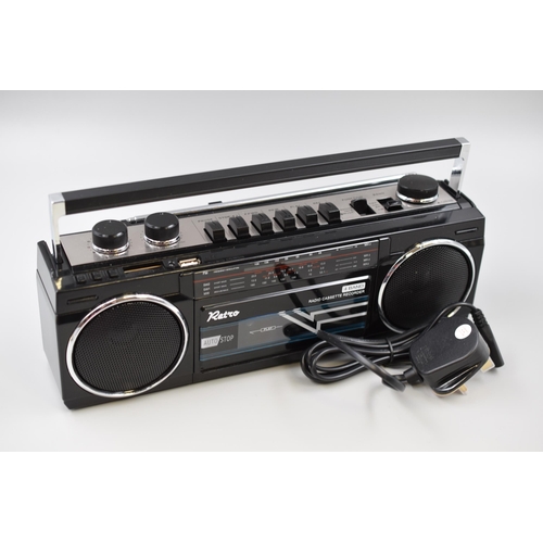 534 - Boxed as new Bluetooth Retro Tape Cassette Player Boombox complete with power lead powers on when te... 