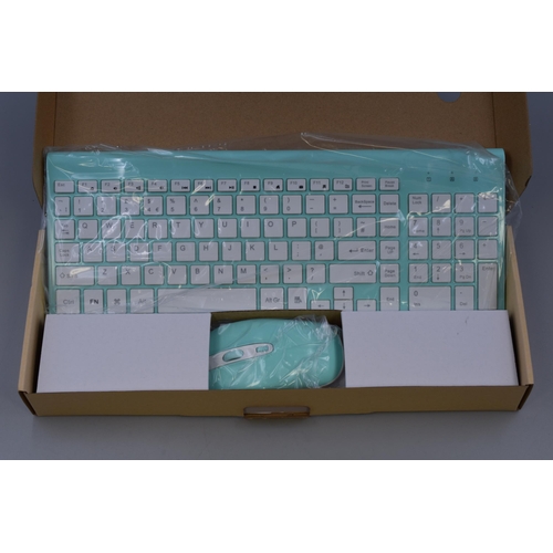 546 - As New Boxed Wireless Keyboard and Mouse Combo Kit..