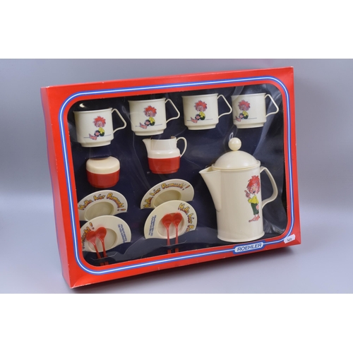 337 - West German 1980s Roehler Hallo hier Pumuck Tea Set