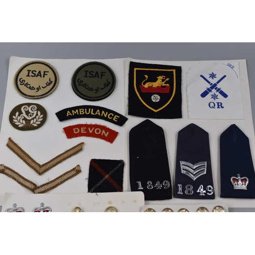 252 - Selection of Military and Police Buttons, Badges, Epaulette's and Patch Badges