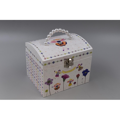 441 - A Fairy Jewellery Box With a Selection of Unsorted Jewellery