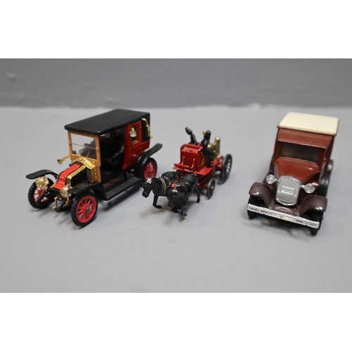 726 - A Box of Assorted Unboxed Playworn Diecast Classic Cars To Include Matchbox Ford Model A, 1912 Rolls... 