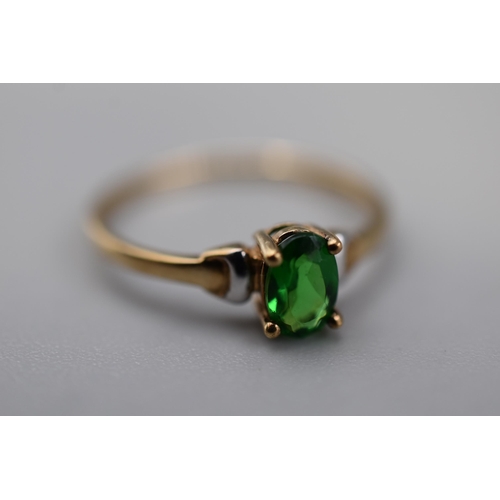 16 - Gold 9ct (375) Peridot Stoned Ring (Size K) Complete with Presentation Box