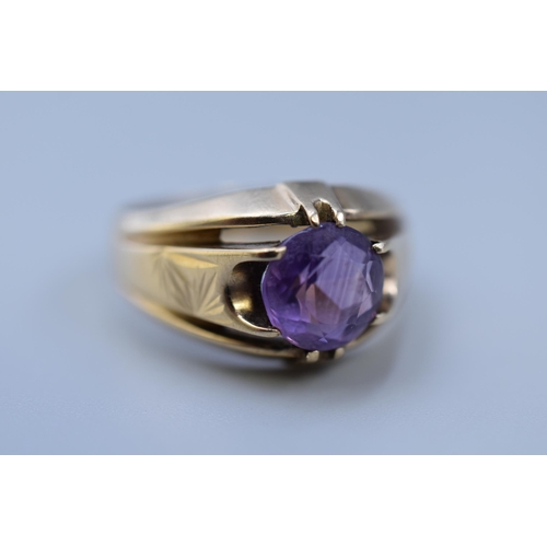 33 - Hallmarked 375 (9ct) Gold Amethyst Stoned Gents Signet Ring (Size Y) Complete with Presentation Box