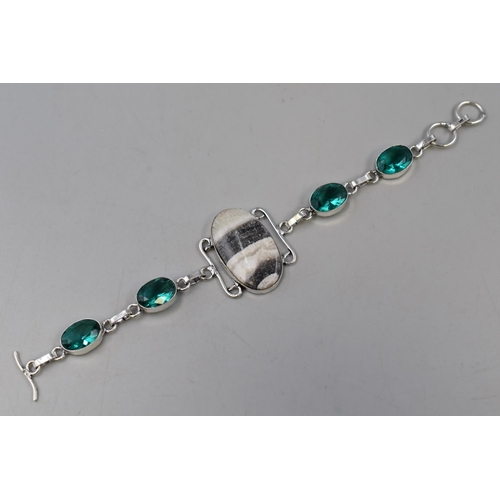 69 - Silver 925 Calcite Agate Indicolite Tourmaline Gemstone Pendant Necklace complete with Presentation ... 