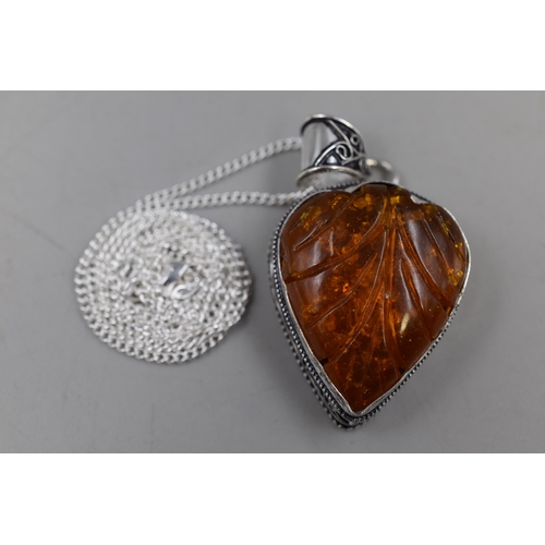 74 - Silver 925 Baltic Amber Gemstone Pendant Necklace Complete with Presentation Box