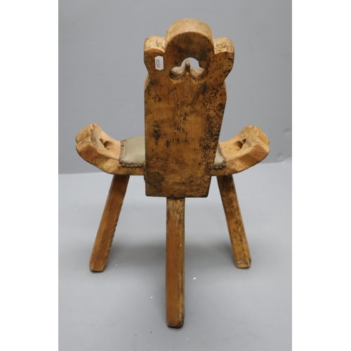 634 - Mid Century Oak Tripod Birthing Chair Decorated with Hand Carved detailing