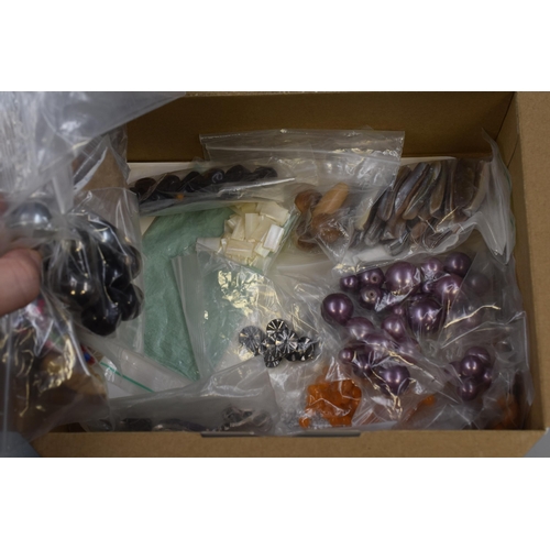 497 - A Selection of Beads, Ideal For Jewellery Making