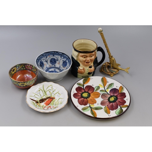 262 - Selection Pottery items to include Mailing and a Italian Mirella Pen Holder (A/F)