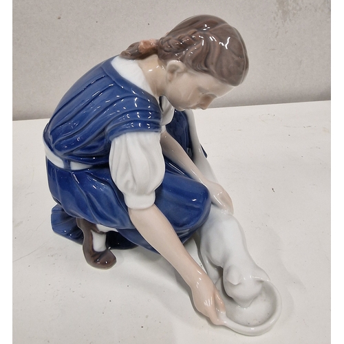 301 - VINTAGE DENMARK BING & GRONDAHL B & G FIGURINE 1795 GIRL FEEDING CAT