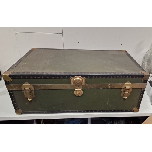 663A - Large Green Travel Trunk 36 x 20 x 13 inches