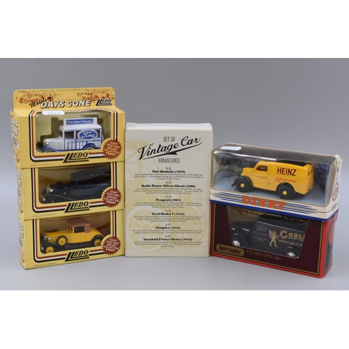 466 - Mixed lot of vintage model cars including: Matchbox Models of yesteryear Y12 1937 G.M.C Van boxed &a... 