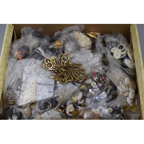 816 - Huge Haberdashery Selection Buttons,  Buckles etc. From the property of the manufacturer. 3kg A... 