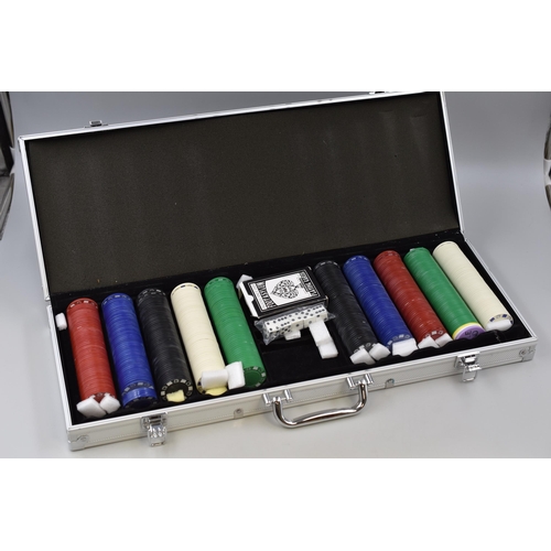 494 - Tournament Poker Set in Deluxe Aluminium Storage Case seems to be complete