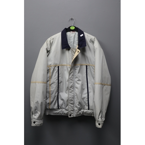 566 - Three mens outdoor jackets to include brand new with tags Avanez Bronx grey short jacket size L, Gre... 