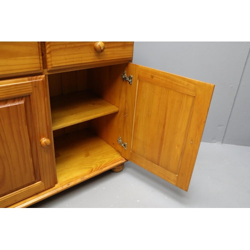 528 - Pine dresser, two drawers and two cupboards (73