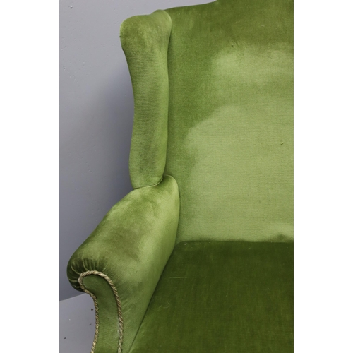 530 - Wing back chair with straight legs and green upholstery 41