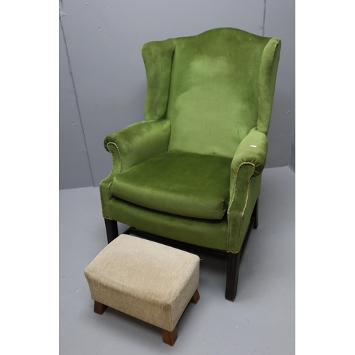 530 - Wing back chair with straight legs and green upholstery 41